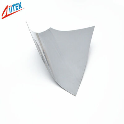 مادة تغيير الطور الموصلة الحرارية 9.6W / mK مع قدرة التدفق الجيدة على درجة حرارة تغيير الطور لمجموعات الشرائح